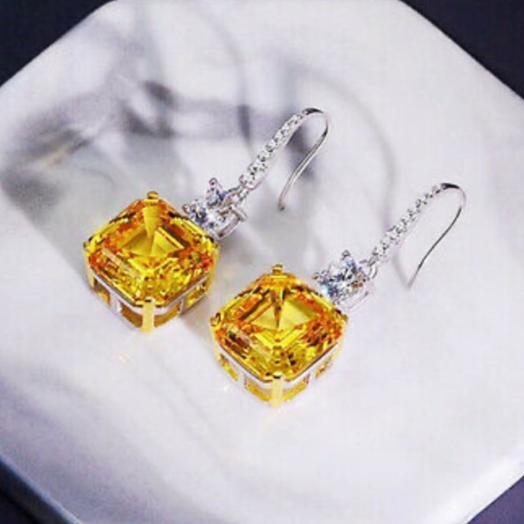 New Sterling silver Yellow Diamond Stone Earrings - Picture 2 of 8